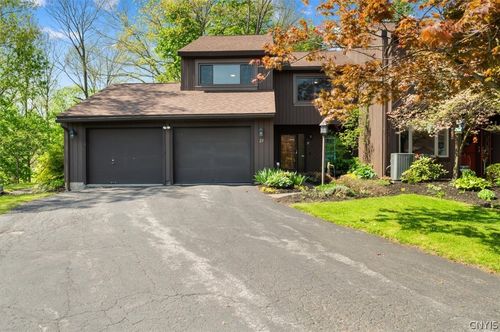 23 Jarvis Dr, Manlius, NY, 13104-2366 | Card Image