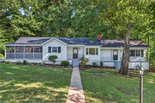 1142 Manning St, Eden, NC, 27288-5956 | Card Image