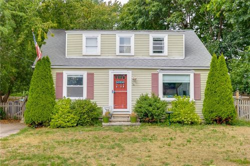 15 Spencer Dr, North Kingstown, RI, 02852-5521 | Card Image