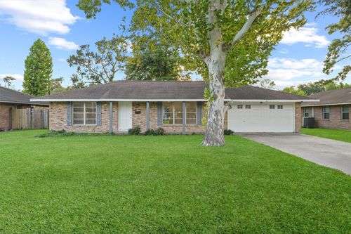 3015 Peppermill Rd, Houston, TX, 77080-2909 | Card Image