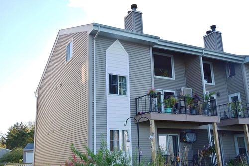 unit-8-727 E Lakeview Rd, HUSTISFORD, WI, 53034-9771 | Card Image