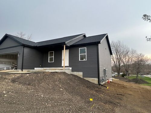 25179 N 2175 East Rd, Lexington, IL, 61753-7622 | Card Image