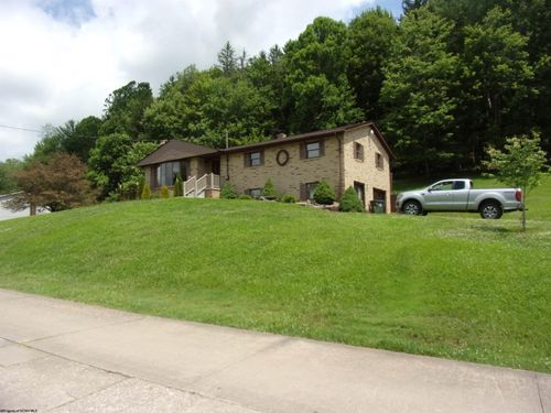 186 Eagle St, Buckhannon, WV, 26201-6650 | Card Image