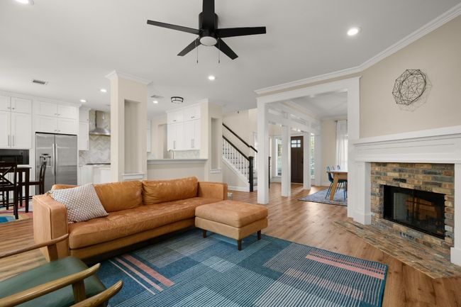 9417 Hopeland Dr, House other with 3 bedrooms, 3 bathrooms and 4 parking in Austin TX | Image 8