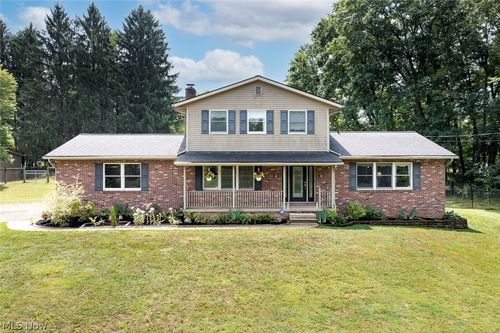 3090 Sourek Rd, Akron, OH, 44333-2712 | Card Image