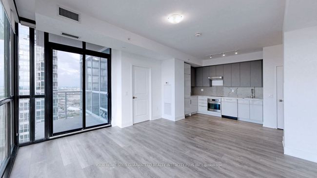 3308 - 2916 Highway 7 Avenue, Condo with 2 bedrooms, 2 bathrooms and 1 parking in Vaughan ON | Image 5