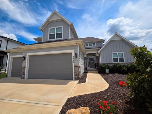 15305 172nd Pl, Olathe, KS, 66062-7531 | Card Image