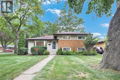 465 Greendale Dr, Windsor, ON, N8S4A5 | Card Image