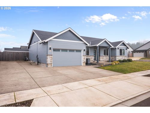 819 Riley Dr, Silverton, OR, 97381-2043 | Card Image