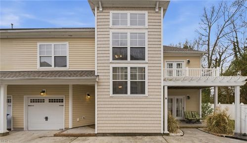 427 Fountain Dr, Virginia Beach, VA, 23454-4203 | Card Image