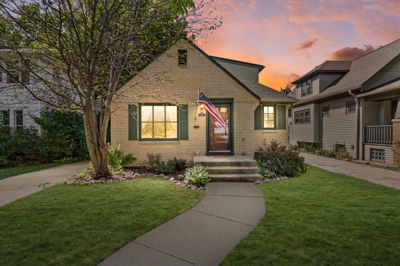 74th St, Milwaukee, WI 53210