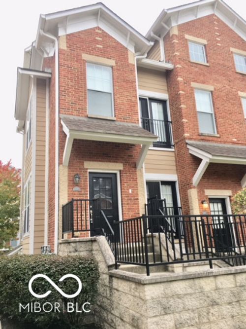 6626 Reserve Dr, Indianapolis, IN, 46220-1887 | Card Image