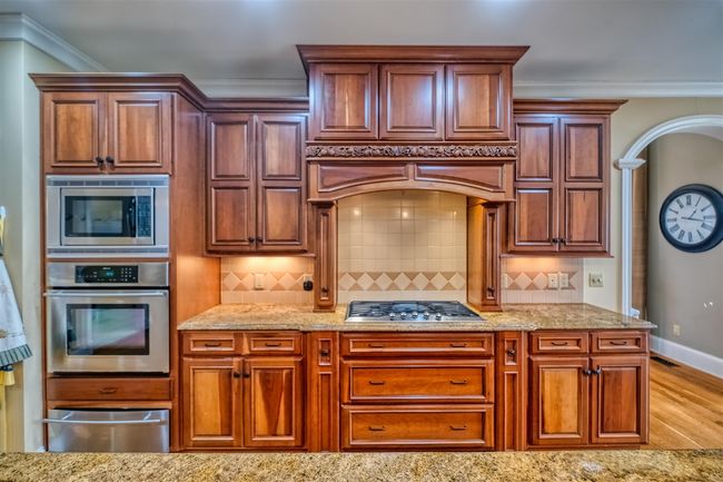 122 Fairway Acres Dr, House other with 7 bedrooms, 5 bathrooms and null parking in Dunmor KY | Image 22
