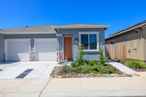 6205 Chavez Ct, Riverbank, CA, 95367-2604 | Card Image
