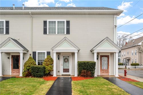 apt-1-200 Cato St, Woonsocket, RI, 02895-3079 | Card Image