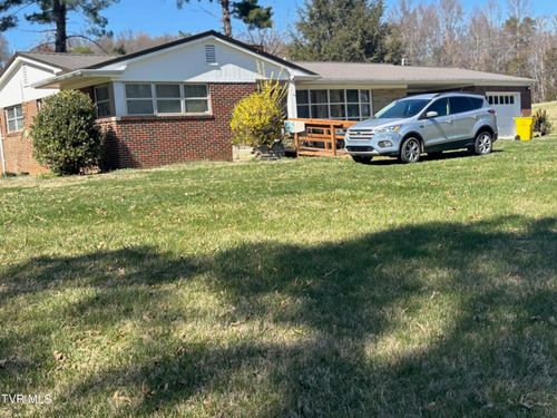 17505 Kingsport Hwy, Fall Branch, TN, 37656-3836 | Card Image