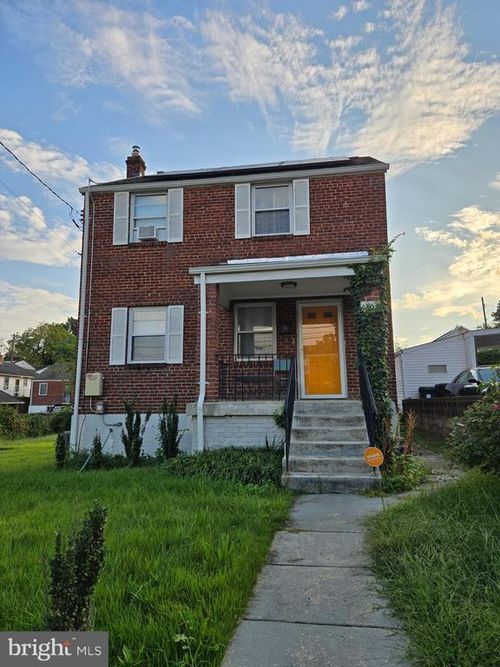 4103 Vine St, CAPITOL HEIGHTS, MD, 20743-5619 | Card Image