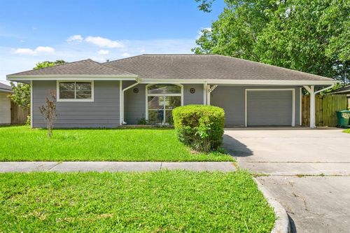 3210 Thornwood Dr, Pasadena, TX, 77503-2109 | Card Image