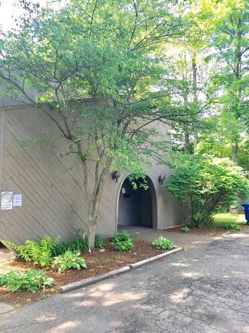 359 Dorset St, South Burlington, VT, 05403-6580 | Card Image