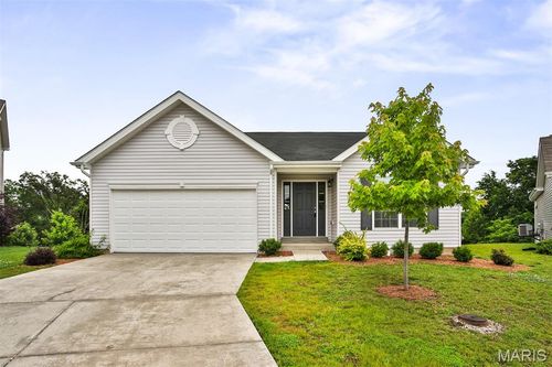 2904 Sierra View Ct, Imperial, MO, 63052-2276 | Card Image