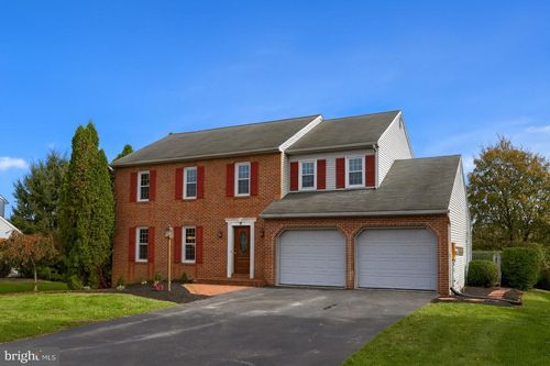 52 Charles Pl, Brownstown, PA, 17508-5049 | Card Image