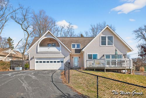 51536 Summit St, Paw Paw, MI, 49079-9575 | Card Image