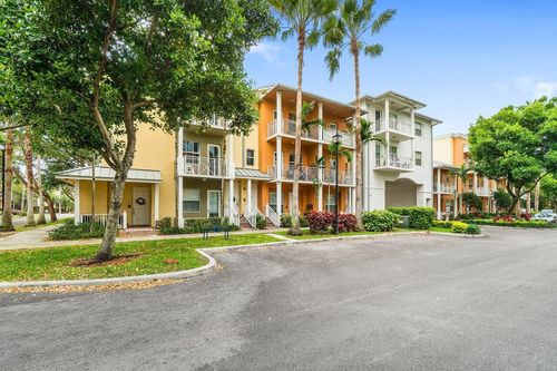 410 Olssen Avenue, Fort Lauderdale, FL, 33312 | Card Image