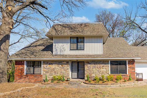 912 Park Pl, Broken Arrow, OK, 74011-6442 | Card Image