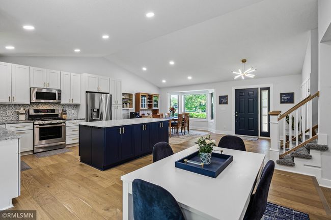 10069 Fox Run Rd, House other with 4 bedrooms, 3 bathrooms and null parking in Woodbury MN | Image 16