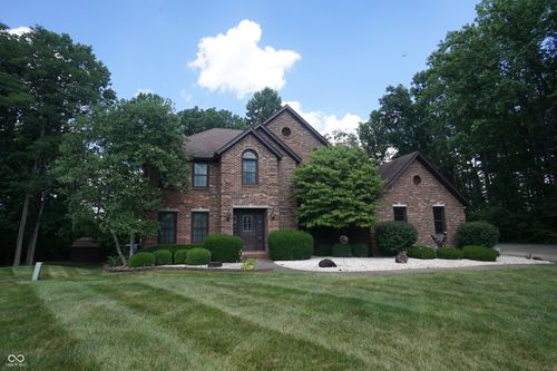 80 Hillcrest Estates Dr, Batesville, IN, 47006-9589 | Card Image