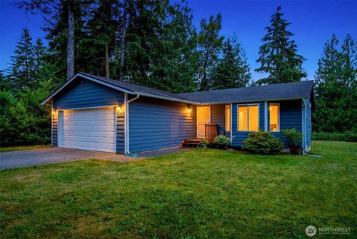 44207 Pine Rd, Gold Bar, WA, 98251-9349 | Card Image