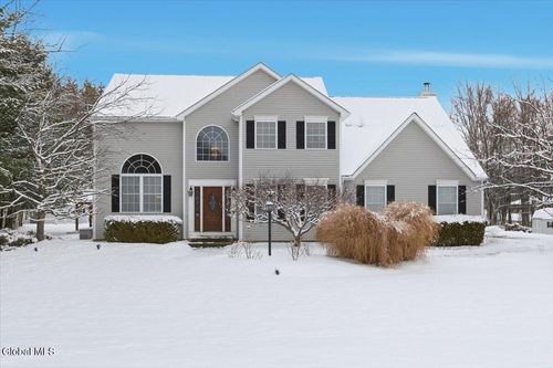 4 Woods Edge Lane, East Greenbush, NY, 12196 | Card Image