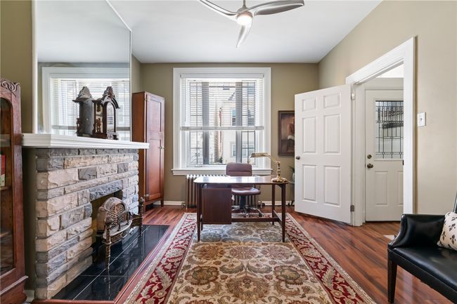 240 Edmond St, House other with 3 bedrooms, 2 bathrooms and null parking in Bloomfield PA | Image 4