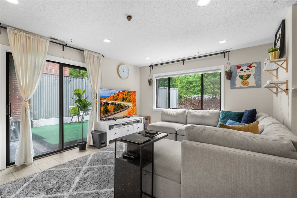 Island St, Stoughton, MA 02072