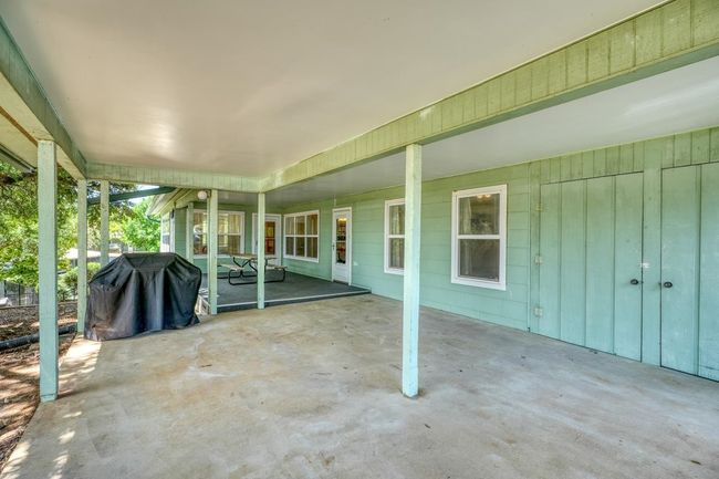 132 Glen Oaks Dr, House other with 2 bedrooms, 2 bathrooms and null parking in Sunrise Beach TX | Image 9