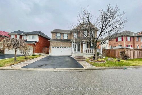124 Herdwick St, Brampton, ON, L6S0A7 | Card Image