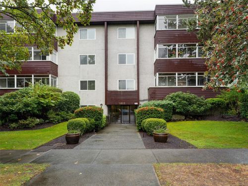 403-1019 Mcclure St, Victoria, BC, V8V3G1 | Card Image