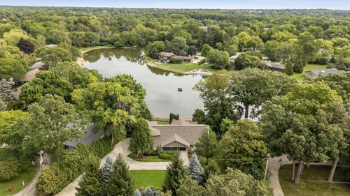 6540 N Atwahl Dr, Glendale, WI, 53209-3404 | Card Image