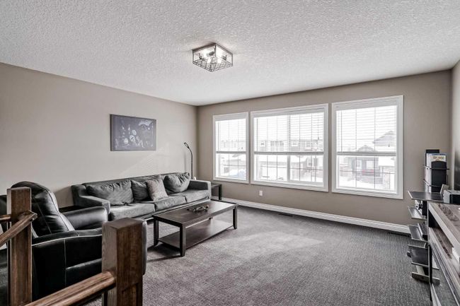 161 Rainbow Falls Heath, Home with 3 bedrooms, 2 bathrooms and 6 parking in Chestermere AB | Image 21