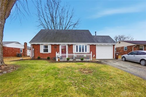 624 Georgia Dr, Xenia, OH, 45385-4622 | Card Image
