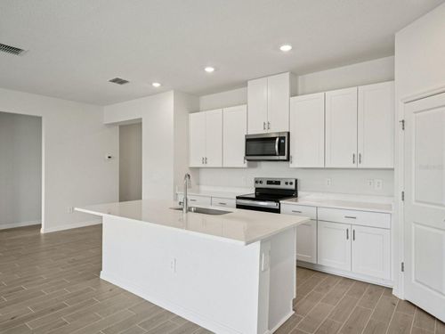12574 Hourglass Way, DADE CITY, FL, 33525 | Card Image
