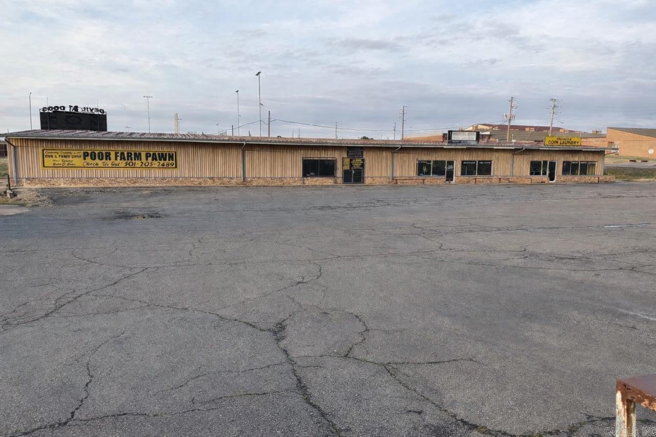 503 E Harding St, Morrilton, AR 72110