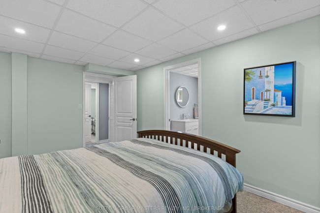 324 13 Island Lake Rd, House other with 4 bedrooms, 4 bathrooms and 15 parking in Godfrey ON | Image 35