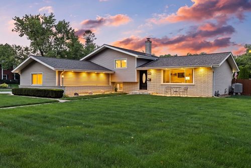 1236 Sandpiper Ln, Naperville, IL, 60540-8030 | Card Image
