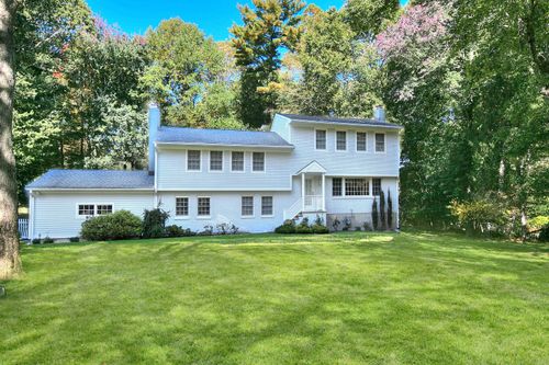 20 Joann Cir, Westport, CT, 06880-2637 | Card Image