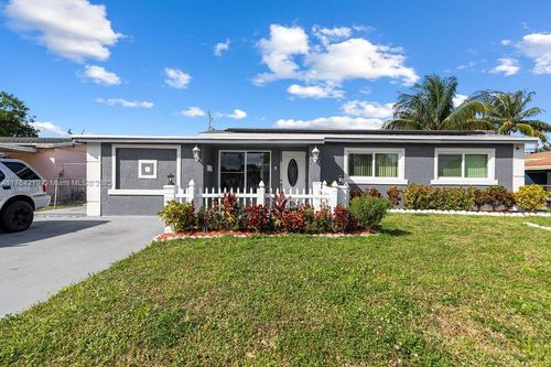 665 Nw 19th St, Pompano Beach, FL, 33060-5123 | Card Image