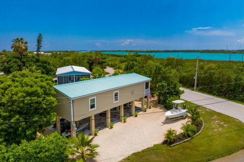 28110 Dorothy Ave, Little Torch Key, FL, 33042-5648 | Card Image