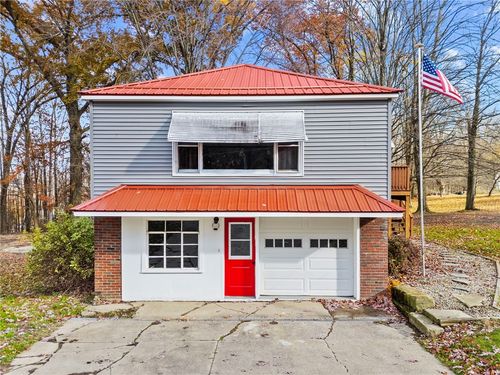 228 Baker Rd, Greenville, PA, 16125-9606 | Card Image