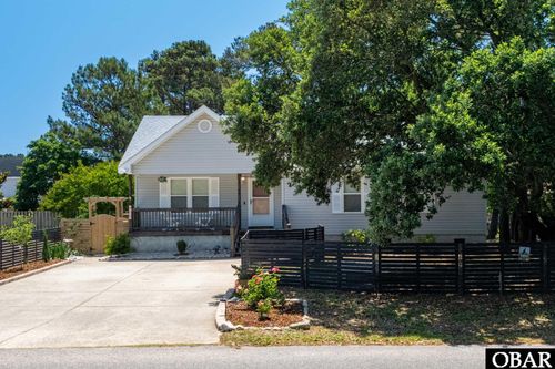903 Holly Street, Kill Devil Hills, NC, 27948 | Card Image