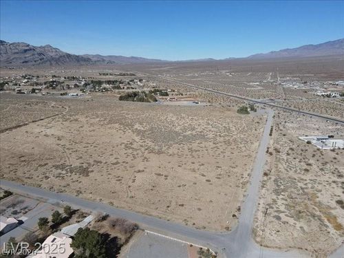401 Ne Nimo Ct, Pahrump, NV, 89060 | Card Image